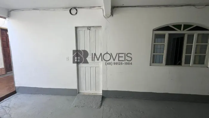 APARTAMENTO PARA LOCAÇÃO NO CENTRO DE IMBITUBA/SC