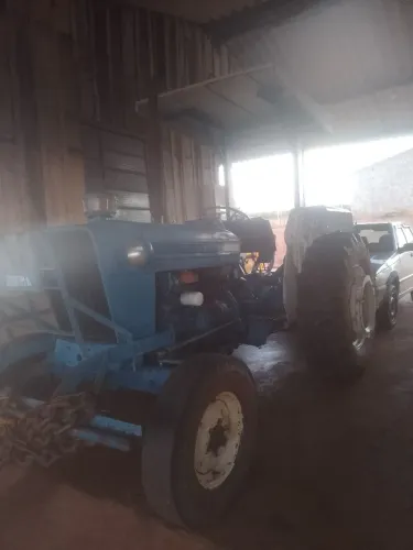 Trator FORD 4600