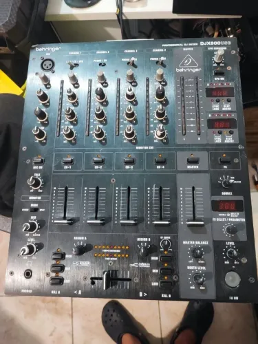 Mixer Behringer Djx 900 Leia o anuncio