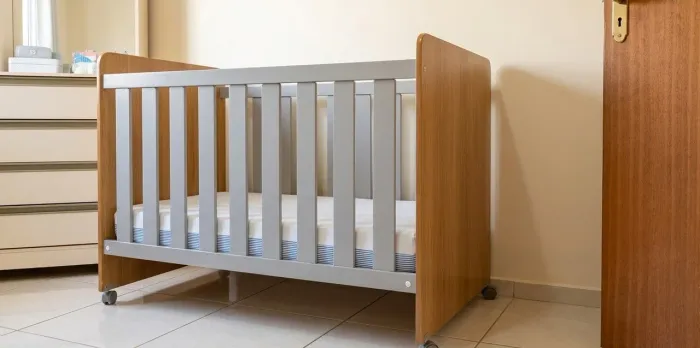 Berço/mini cama 3 em 1 com colchão