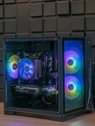 PC Gamer Ryzen 5 3600, GTX 1660 Super 6GB, 16GB RAM, SSD 240GB + HD 500GB, A520