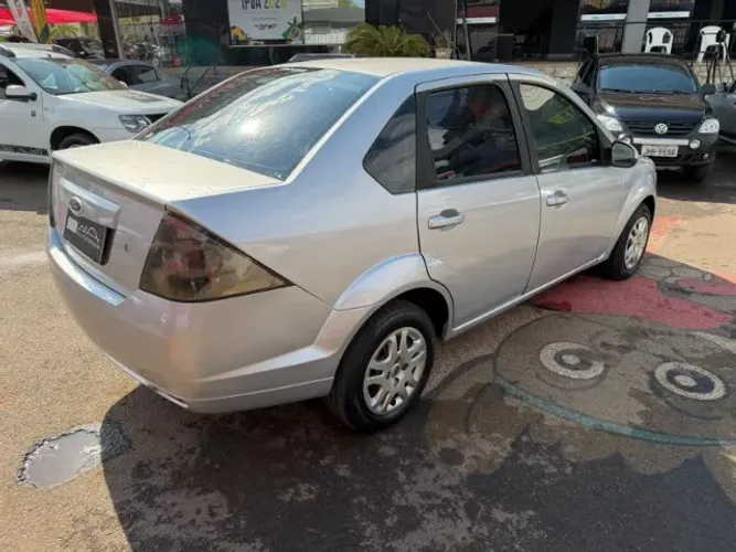 Ford Fiesta Sed. 1.6 8V Flex 4P 2012