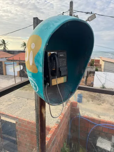 Orelhão todo completo conservado