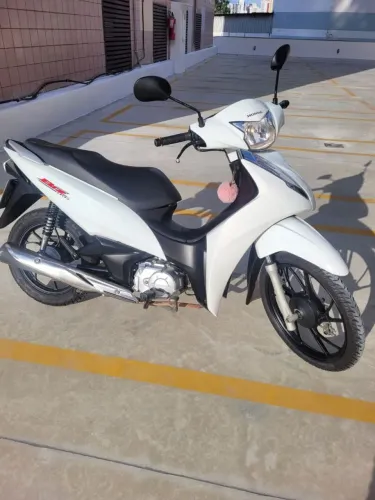Vende-se Biz110i com jante liga leve