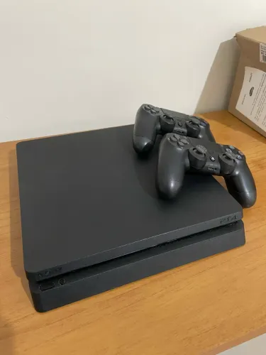 Ps4 slim 1T