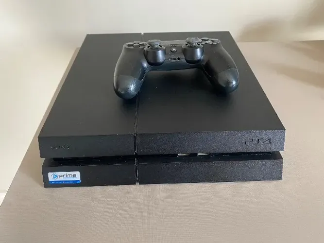 PS4 Fat SemiNovo + 1 controle