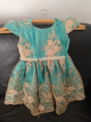 Vestido Infantil Verde Realeza Renda Dourado