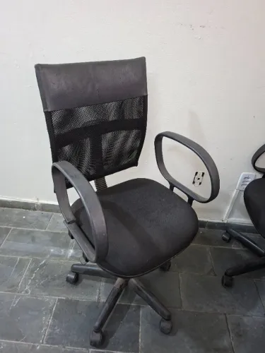 Cadeira de Escritório Giratória Executiva com encosto em tela e assento 5 peças a venda