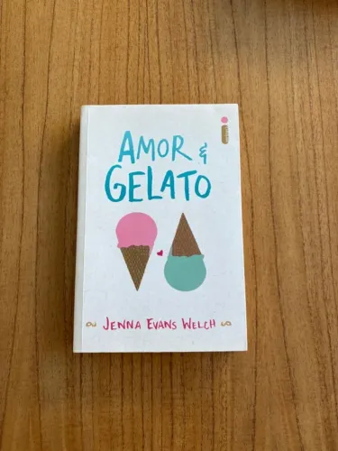 Livro AMOR E GELATO