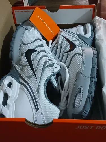 Tenis Nike Air Max lindo Novo!4243