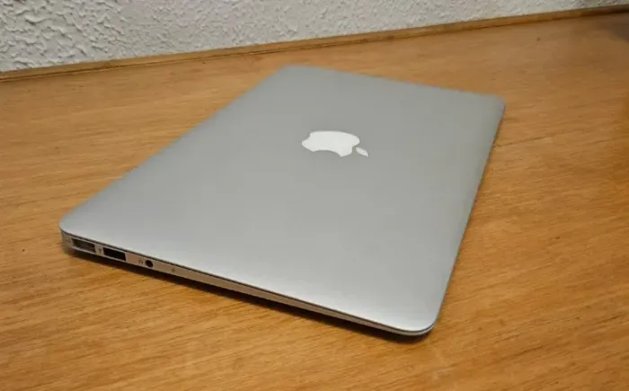 MacBook Air 11" A1370 para reparo