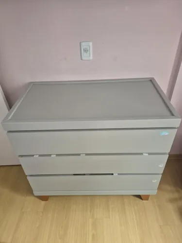 Cômoda quarto bebe