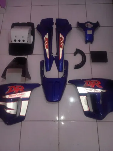 Carenagens completa da Suzuki DR 800