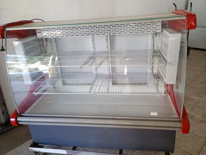 Expositor refrigerado refrimaque