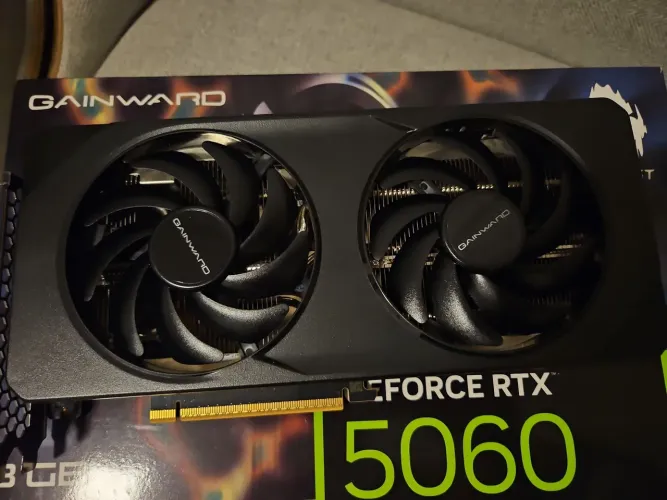 RTX 5060 8GB - IMPECÁVEL