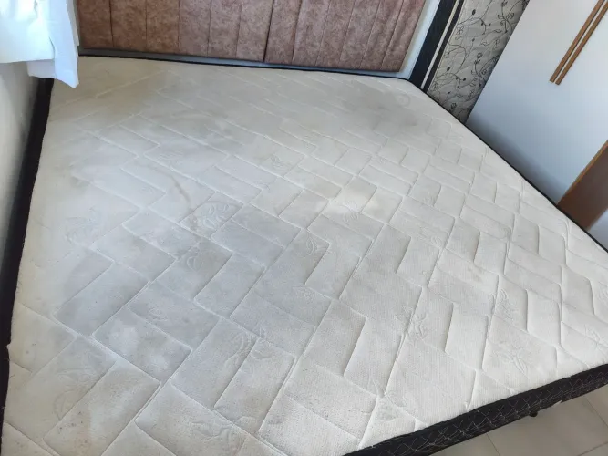 Cama king 2x2
