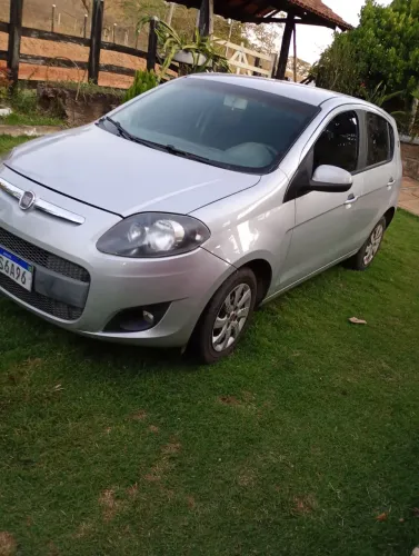 Fiat Palio Attractive 1.0 EVO Fire Flex 8V 5P 2013