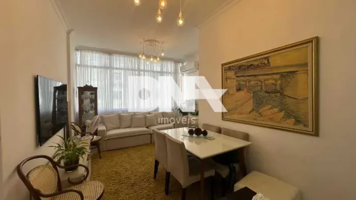 Apartamento : / Residencial / Copacabana