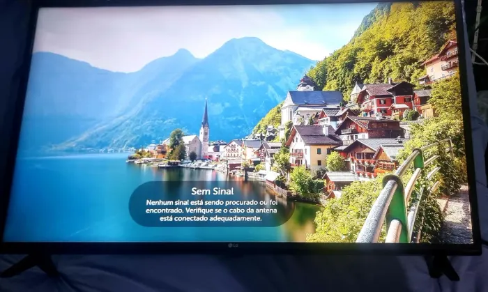 Smart TV LG 43" 4K UHD 43UJ6300 Wi-Fi - Linhas Finíssimas na Tela