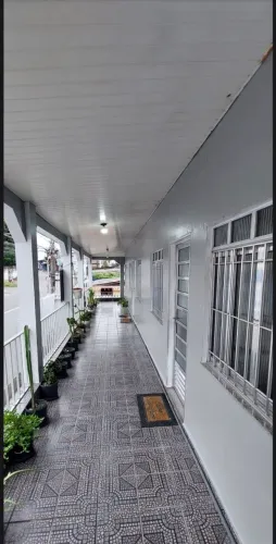 ALUGO APARTAMENTO NO CONJ. 31 DE MARÇO, JAPIIM 1 EXCELENTE LOCALIZAÇÃO.