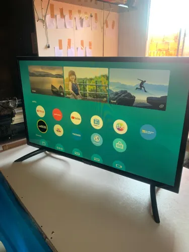 Troco smart Tv Panasonic em placa de vídeo ou iPhone 11 trincado