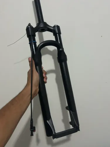 Suspensão a AR