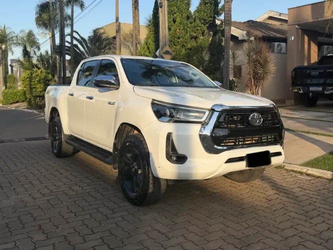 Toyota Hilux CD SRX 4X4 2.8 TDI 16V Diesel Aut. 2022