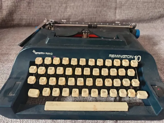 Máquina de escrever