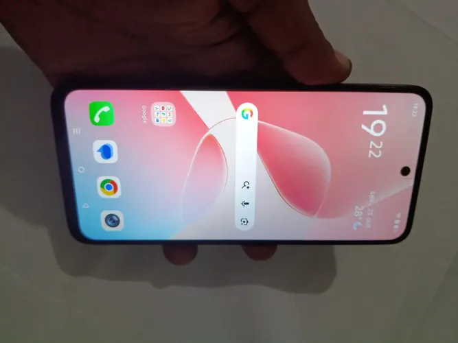Infinix hot 60i 256g. Com NFC. 1 mês e meio de uso