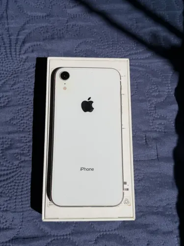 IPHONE XR BRANCO 64GB OTIMO ESTADO DE CONSERVAÇÃO