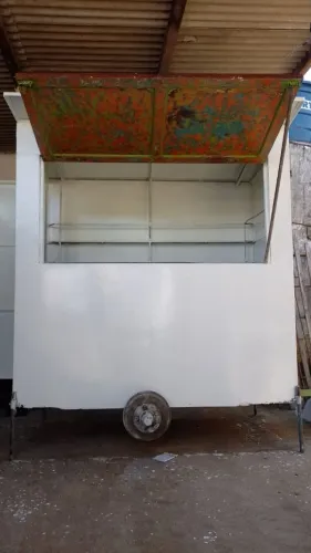Trailer