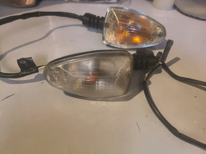 Par de pisca Tiger 800 