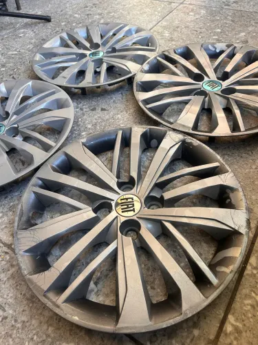 Calotas originais - Fiat Cronos - Aro 15
