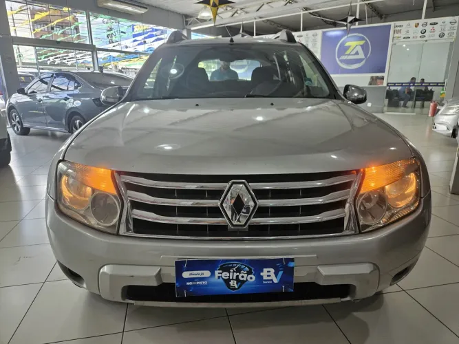 Renault Duster Dynamique 2.0 Hi-flex 16V Aut. 2015