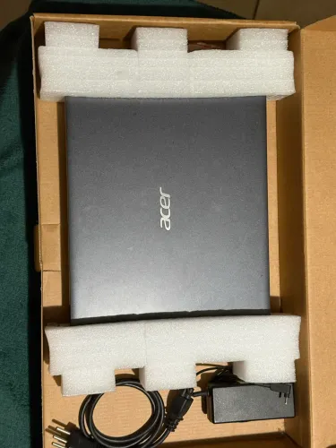 Vendo Notebook Acer Aspire3