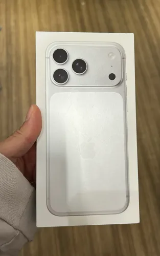 Caixa iPhone 17 Pro Max 512gb