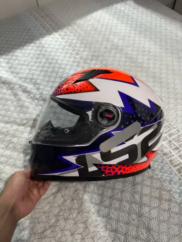 Capacete LS3 FF358