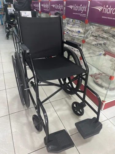 Cadeira de rodas pneu maciço - Prolife