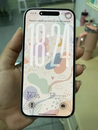 iPhone 16