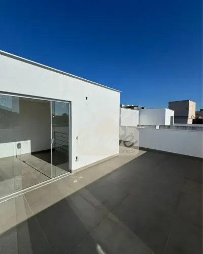 Duplex para venda tem 100 metros quadrados com 2 quartos em Arvoredo - Contagem - MG