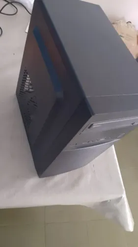 Gabinete PC com DRIVER CD/DVD