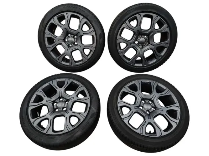 Jogo De Roda Aro 19 235/45 Jeep Renegade 1.3 S 4x4 T270 2024