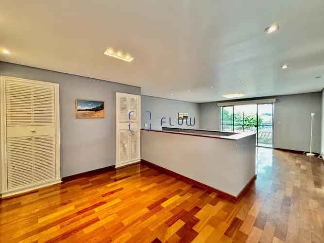 Casa Para Venda Vila Mariana, 3 Quartos, 1 Suíte, 2 Vagas, 220m²