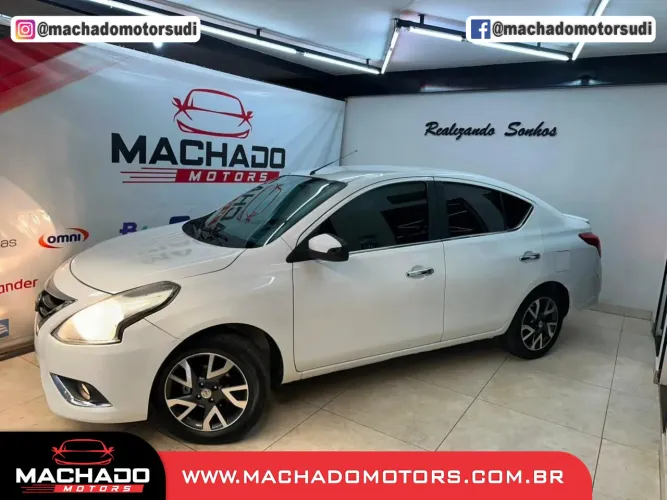 Nissan Versa SL 1.6 16V Flexstart 4P Aut. 2017