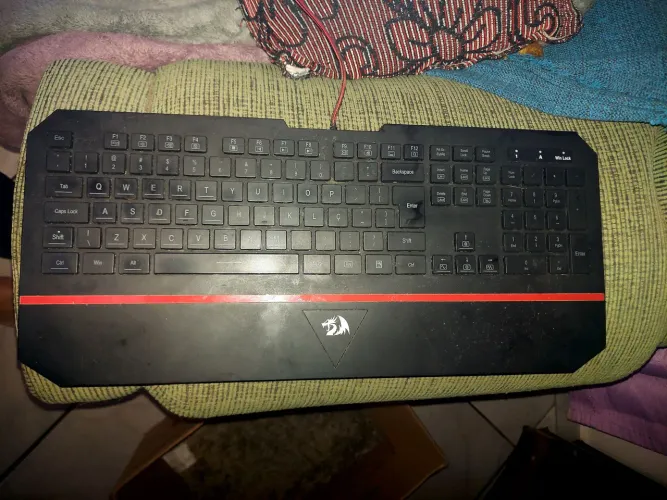 Teclado Gamer Membrana Redragon Karura 2