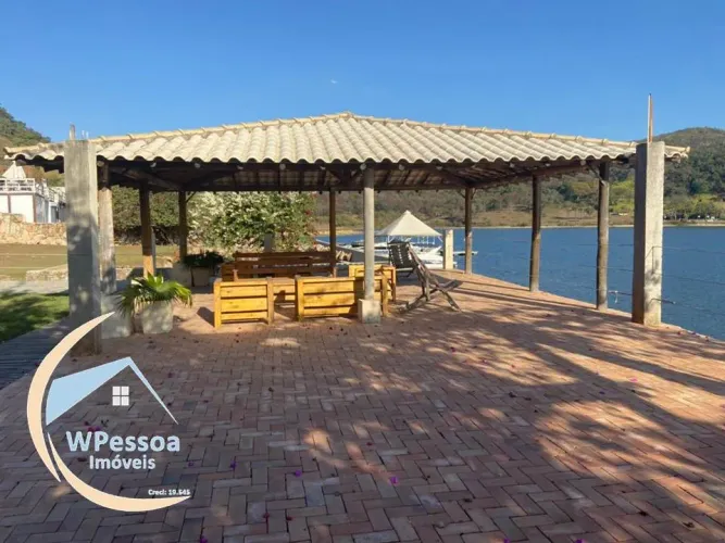 Excelente sítio com 11.000m² com toda estrutura à venda na Várzea das Flores