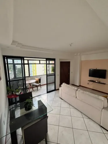 Apartamento para venda possui 95 metros quadrados com 3 quartos em Vila Laura - Salvador -