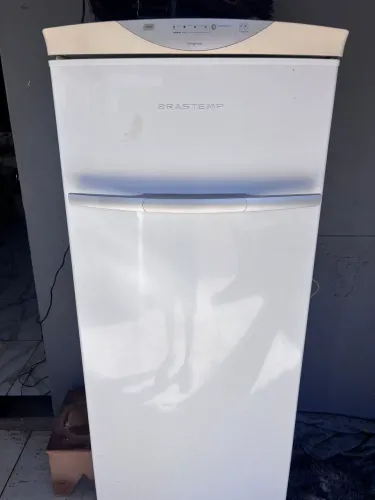 Geladeira frost free 220v