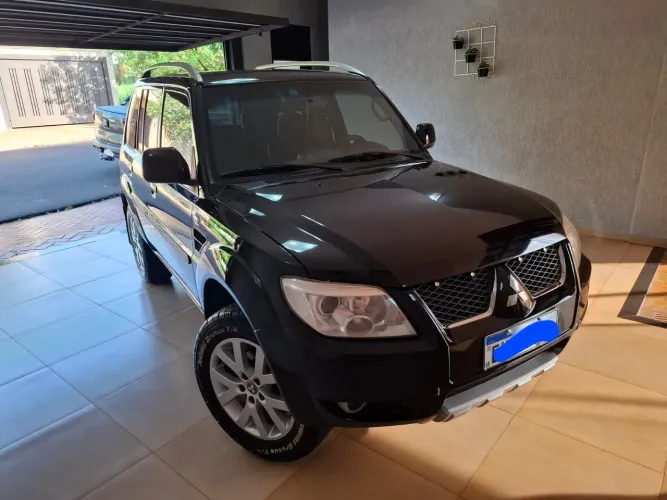 Mitsubishi Pajero TR4 2.0/ 2.0 Flex 16V 4X4 Aut. 2010