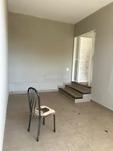 Casa Padrão em Monte Aprazível